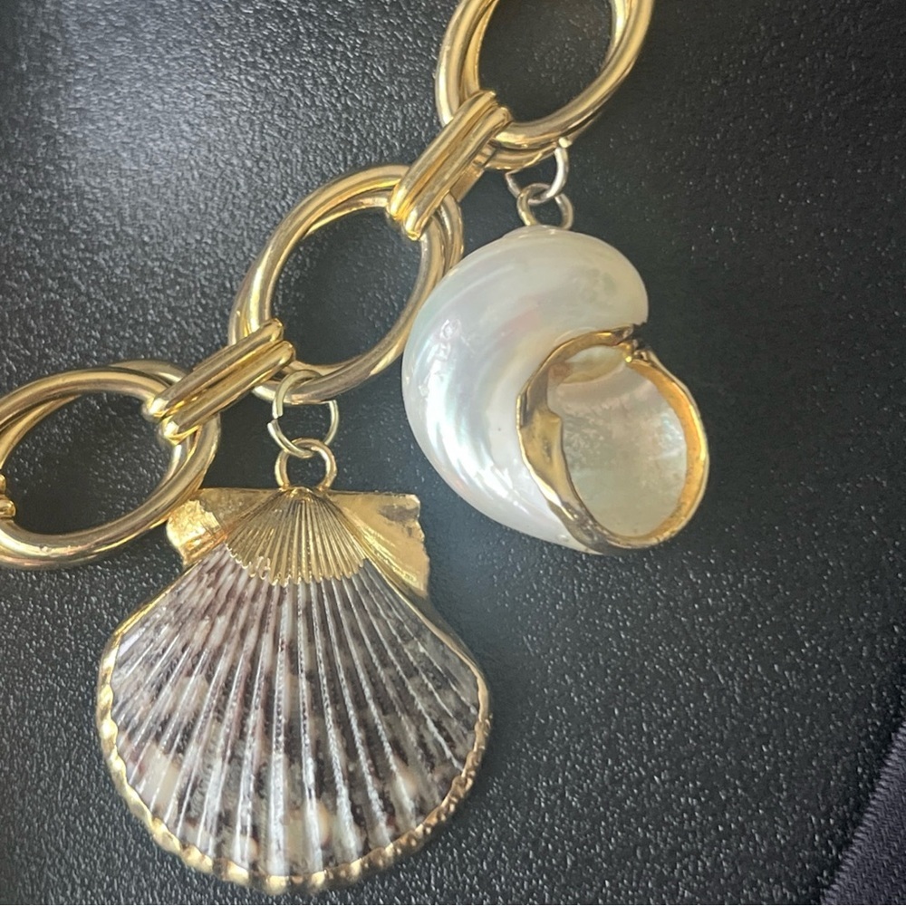 Chunky Seashell 22CT Gold Plated Chunky Chain Necklace Beachy 17” - Picture 4 of 11